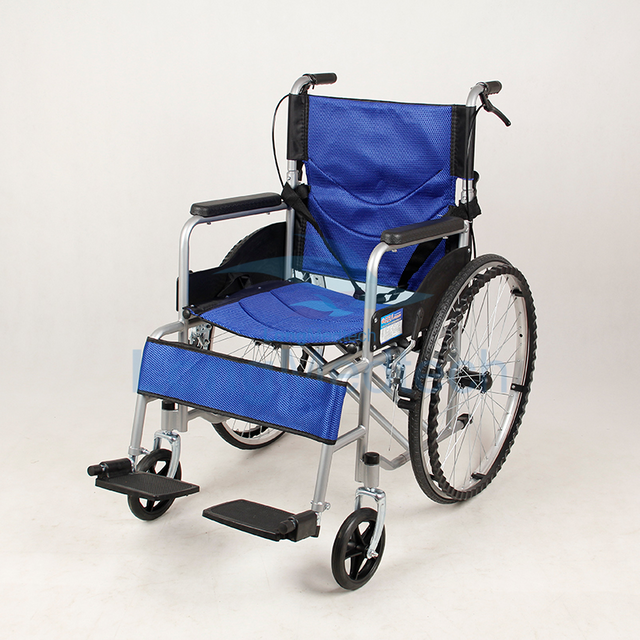 Silla de ruedas con asa plegable LTB-124